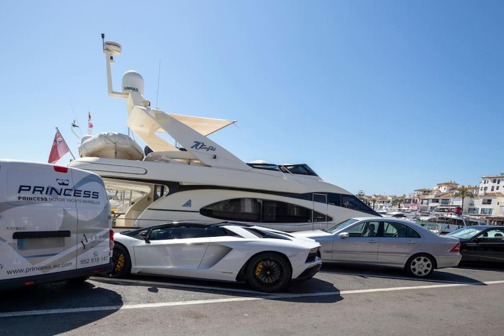 Puerto Banus Luxurious Apartment In The Heart Of The Port 마르베야 외부 사진